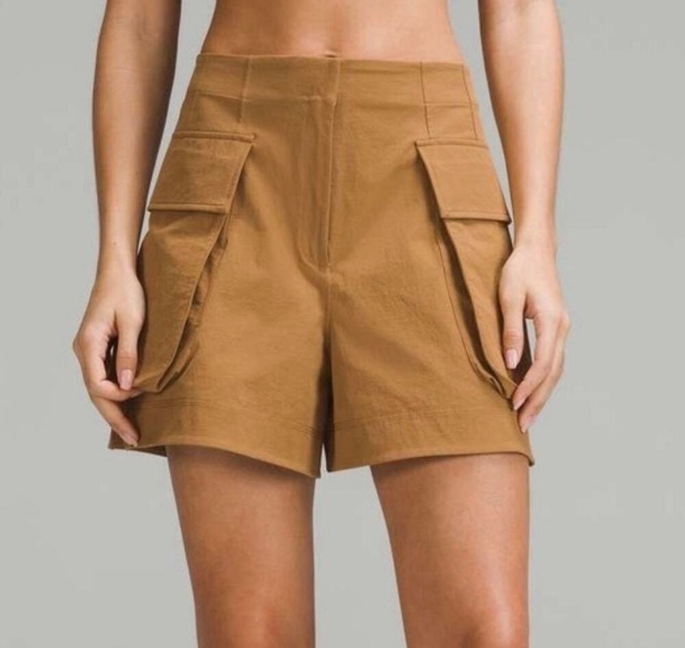 Lululemon Relaxed-Fit Super-High-Rise Cargo Shorts